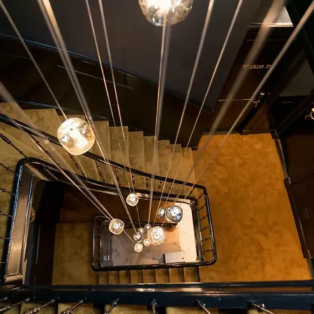 New Amsterdam Harlem *