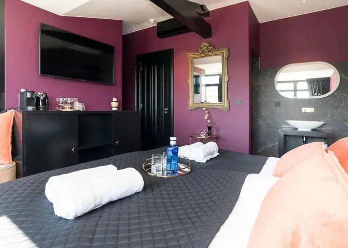 New Amsterdam Harlem *